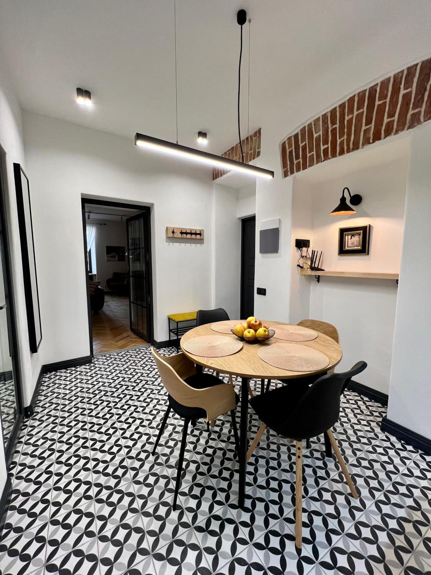 Art Apartment Glebova Lwów Zewnętrze zdjęcie